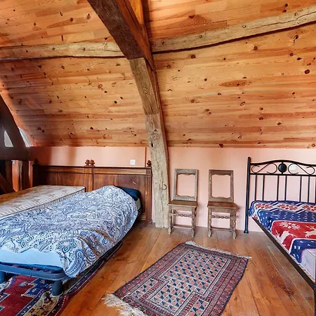La Grande De La Chaumiere Bed & Breakfast 3*